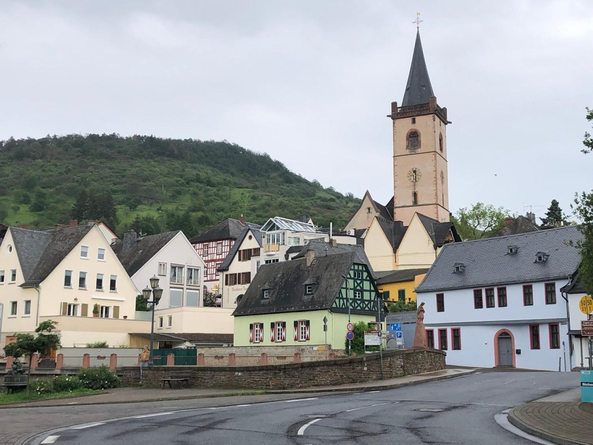 Rheinliebe Bistro Und Pension ロルヒ・アム・ライン エクステリア 写真